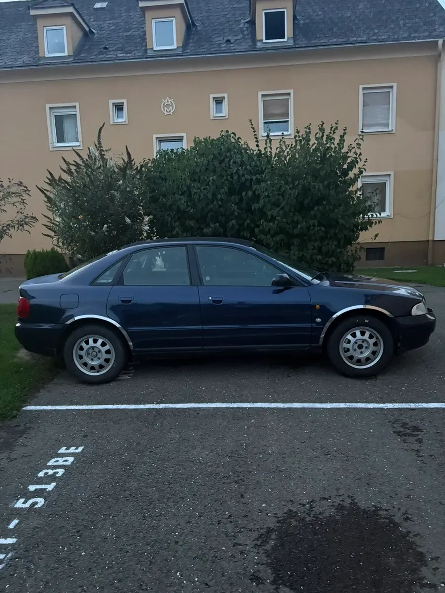 Audi A4 1996 photo 3