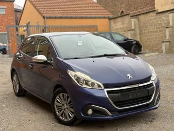 Peugeot 208 2017 photo 3