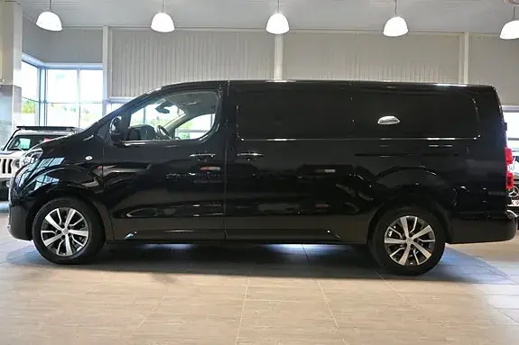Toyota Proace 2023 photo 2