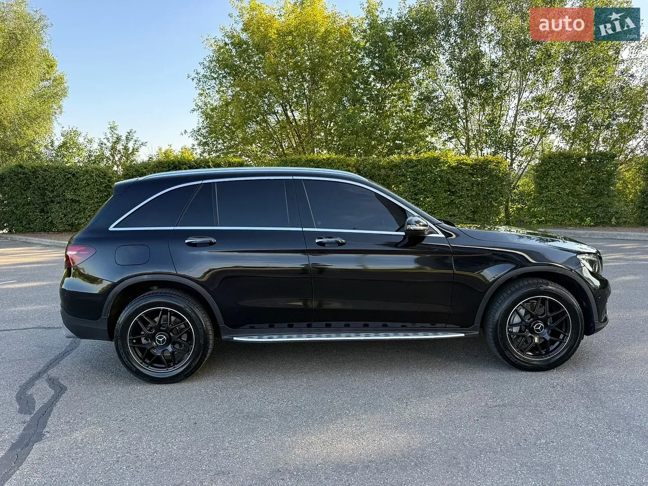 Mercedes-Benz Glc-Class 2018 photo 4
