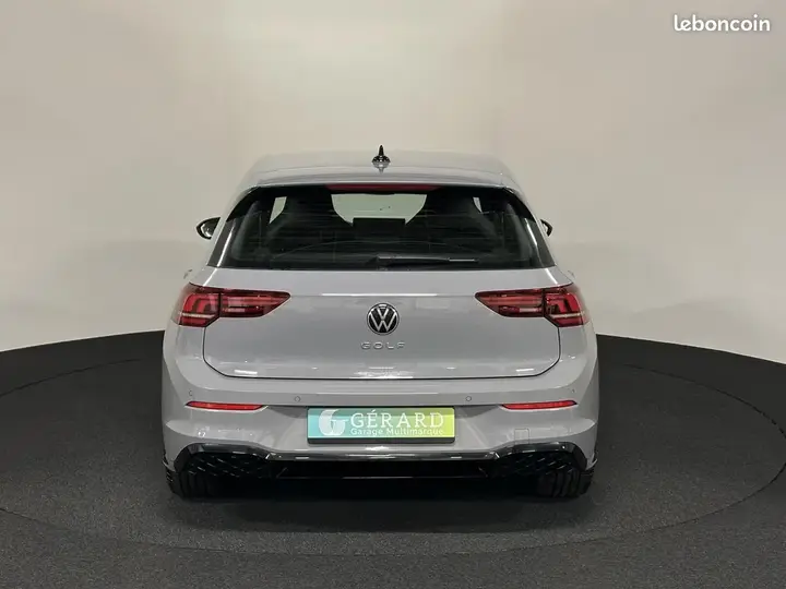 Volkswagen Golf 2024 photo 4