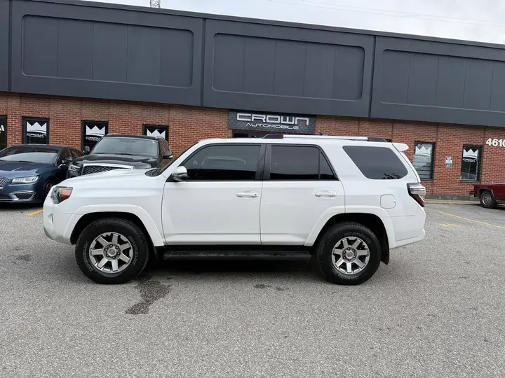 Toyota 4Runner 2016 photo 4