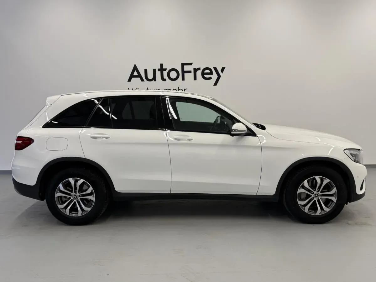 Mercedes-Benz Glc-Class 2017 photo 3