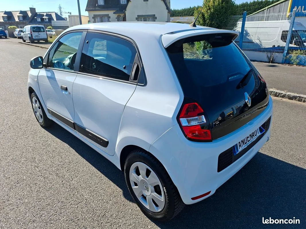 Renault Twingo 2014 photo 3