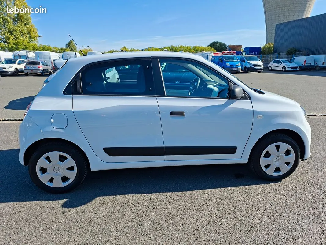 Renault Twingo 2014 photo 5