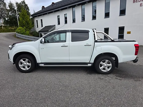 Isuzu D-Max 2015 photo 4