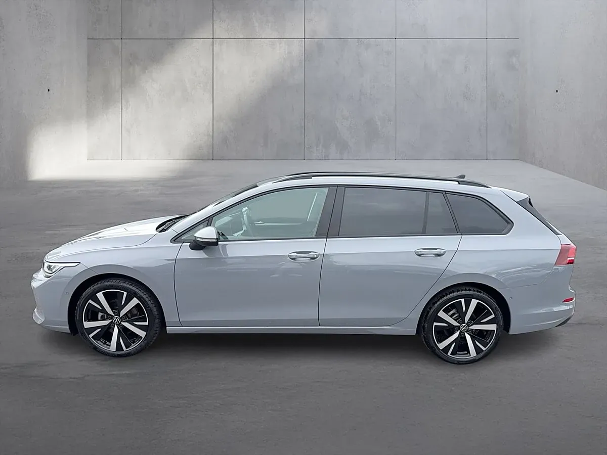 Volkswagen Golf 2026 photo 2