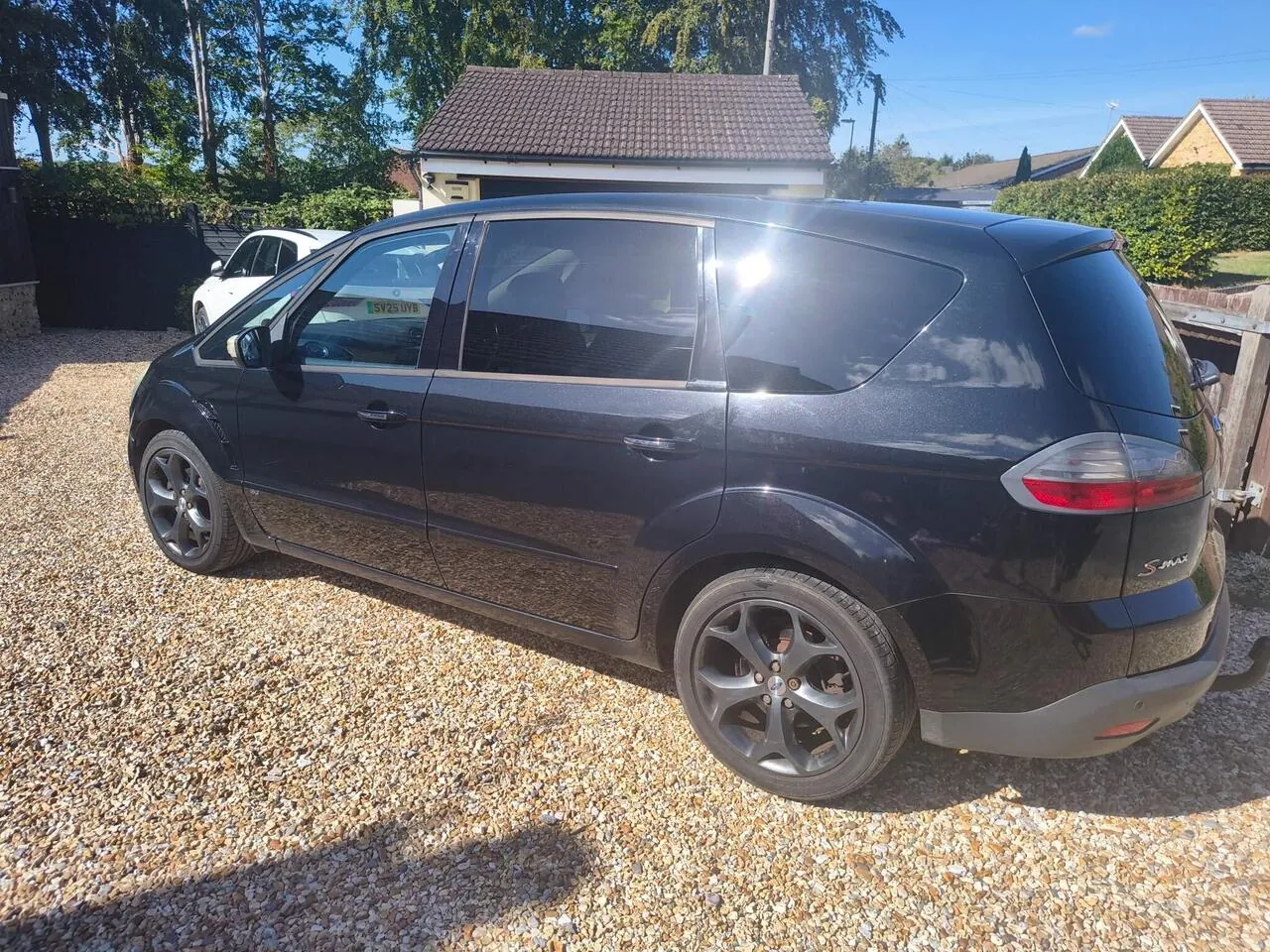 Ford S-Max 2009 photo 2