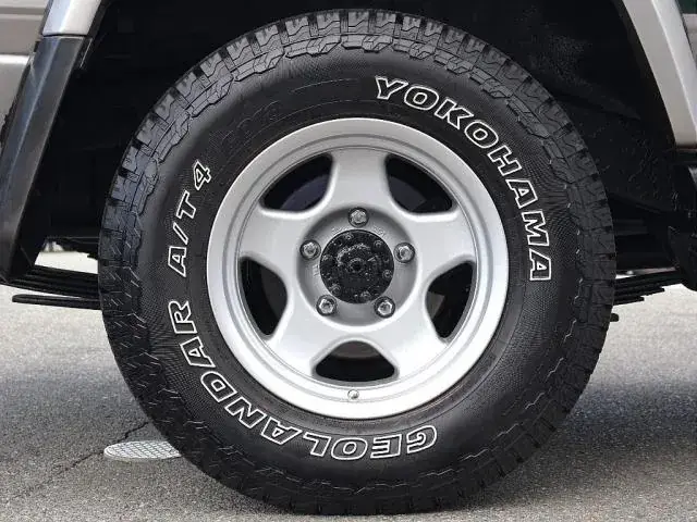 Toyota Land Cruiser 70 2003 photo 3