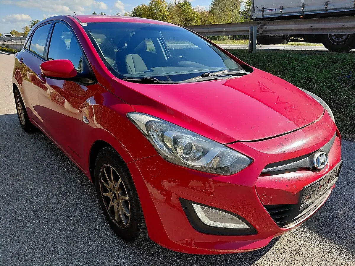 Hyundai I30 2015 photo 2