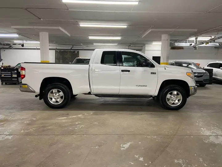 Toyota Tundra 2014 photo 4