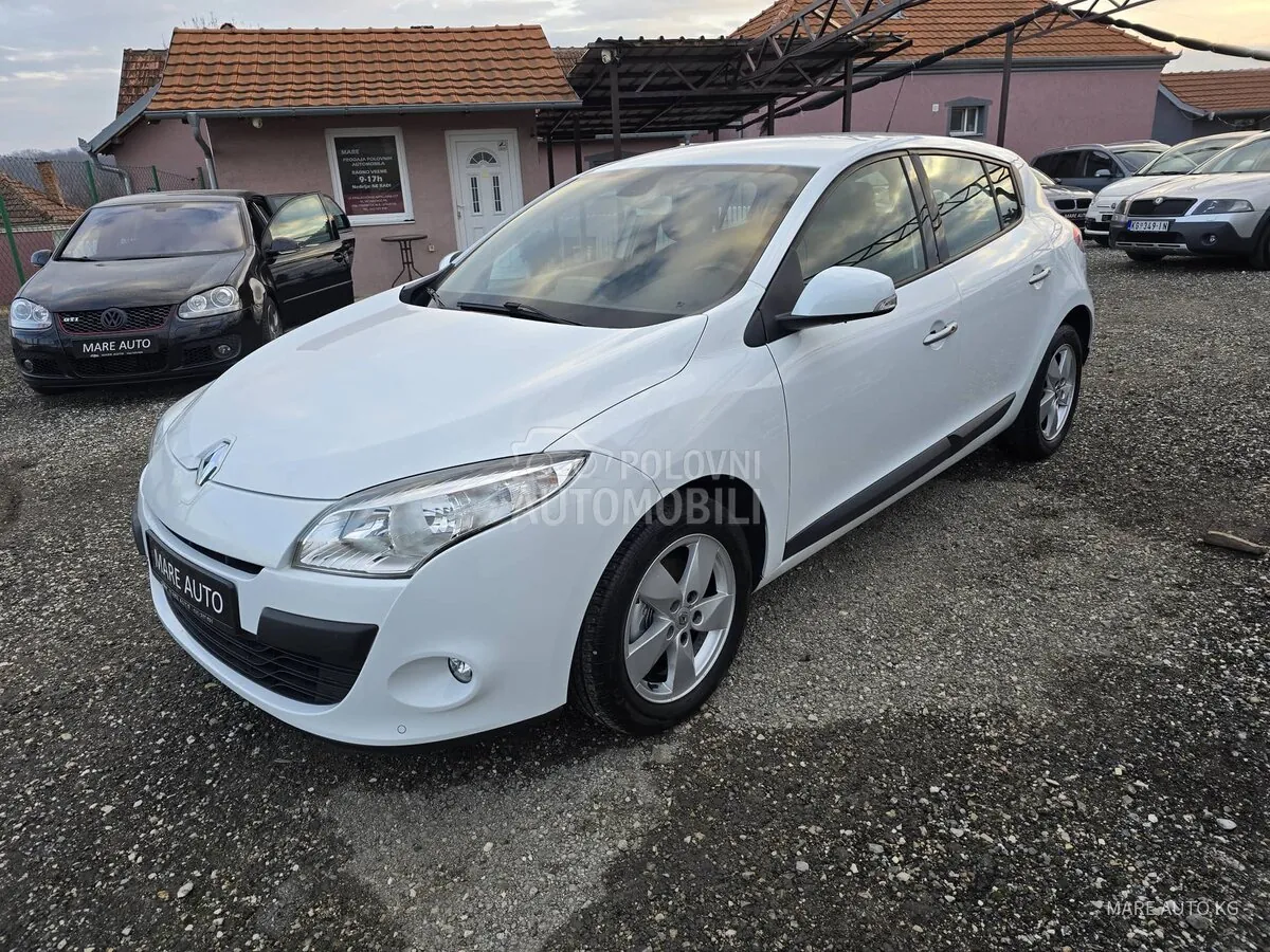 Renault Megane 2011 photo 2
