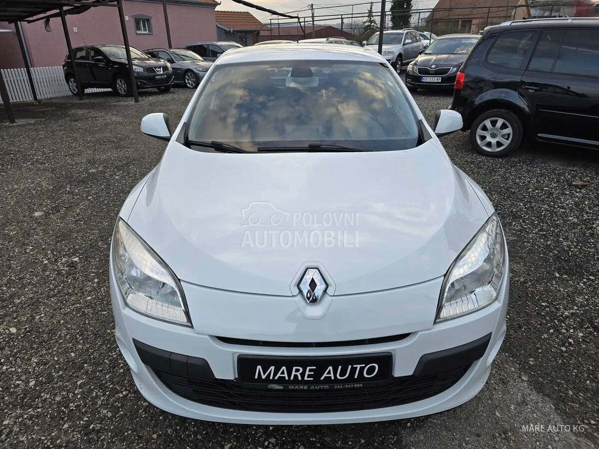 Renault Megane 2011 photo 4