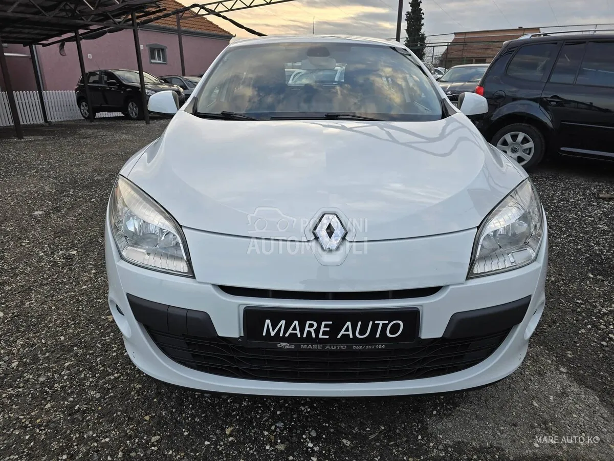 Renault Megane 2011 photo 5