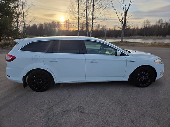 Ford Mondeo 2012 photo 5