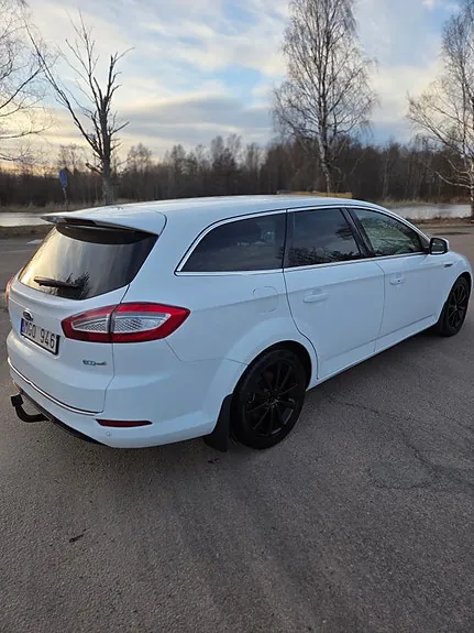 Ford Mondeo 2012 photo 3