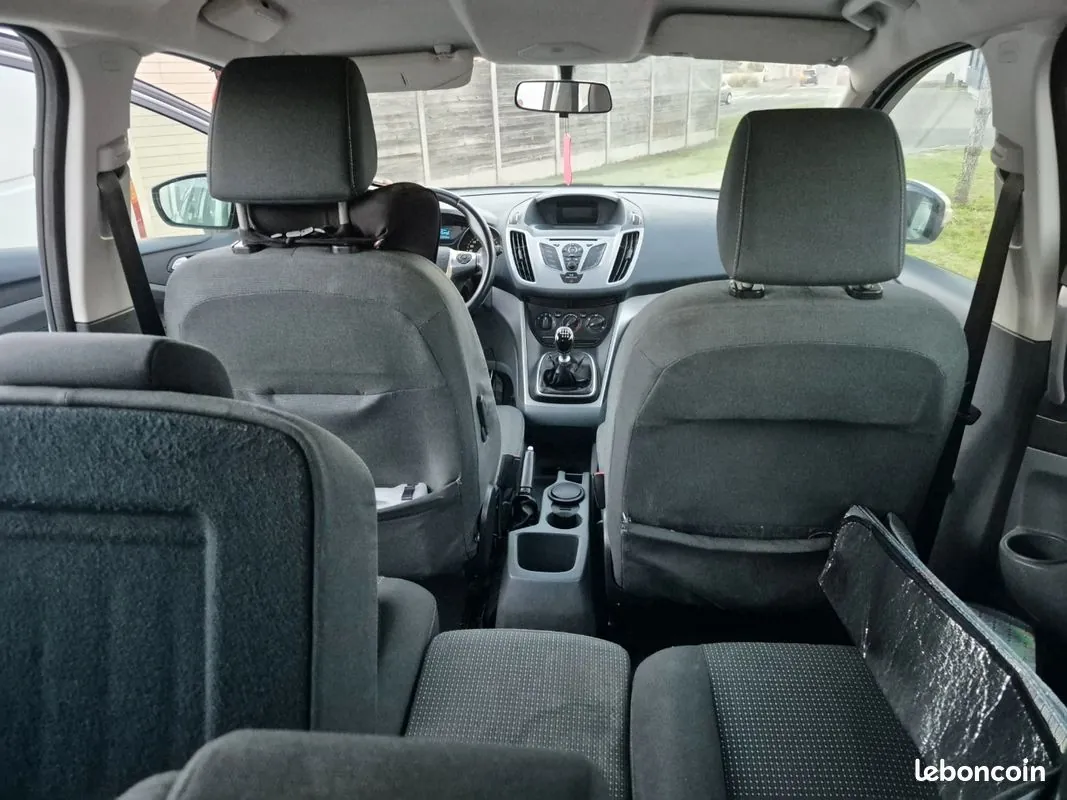 Ford Grand C-Max 2013 photo 3