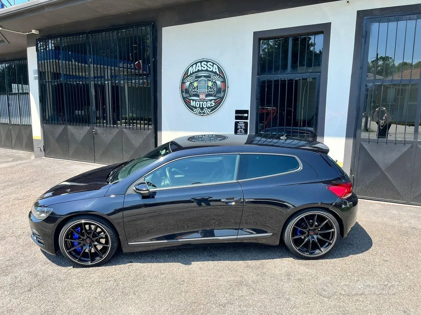 Volkswagen Scirocco 2009 photo 2