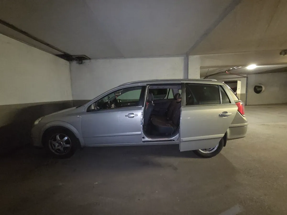 Opel Astra 2005 photo 2