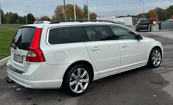 Volvo V70 2013 photo 3