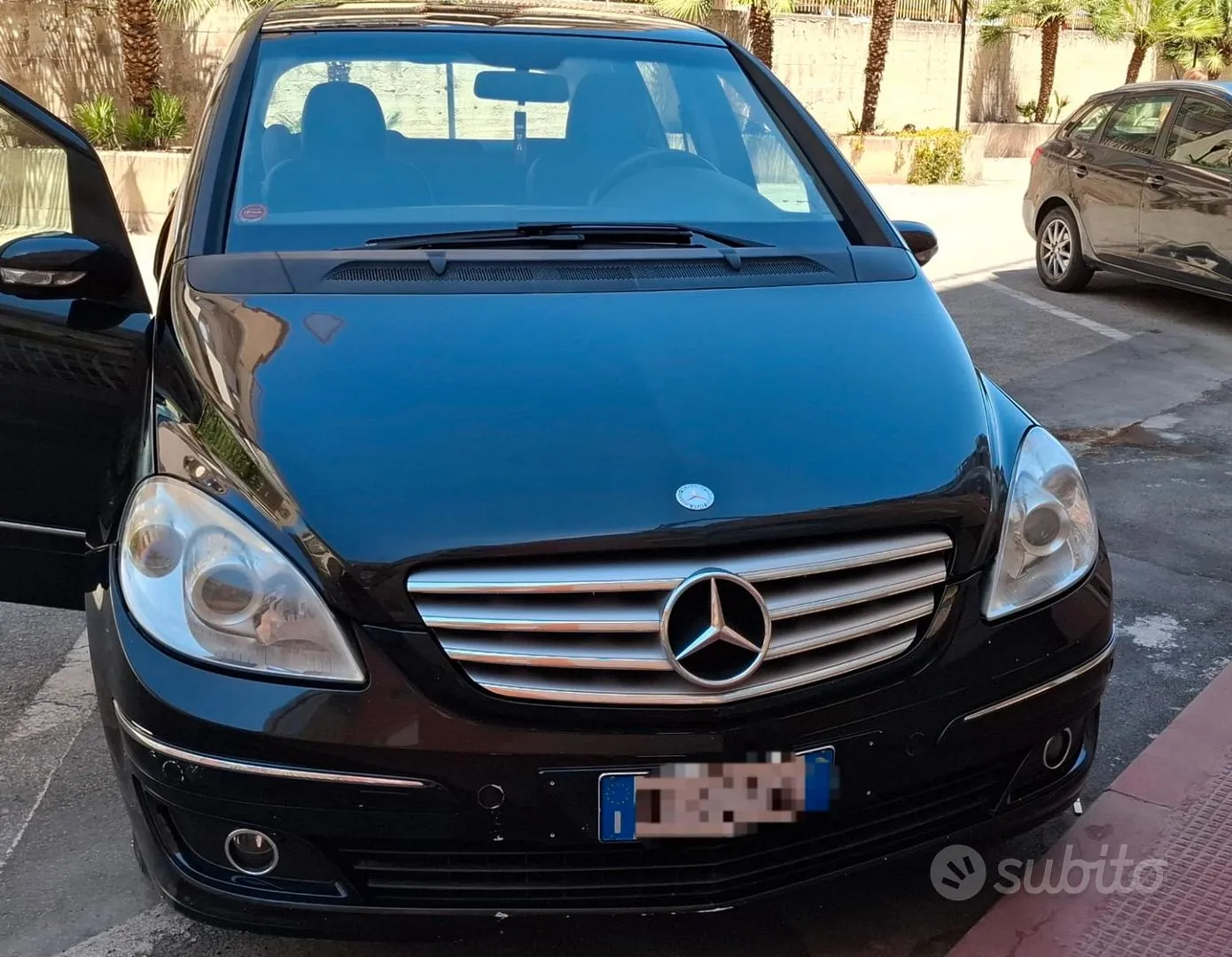 Mercedes-Benz B