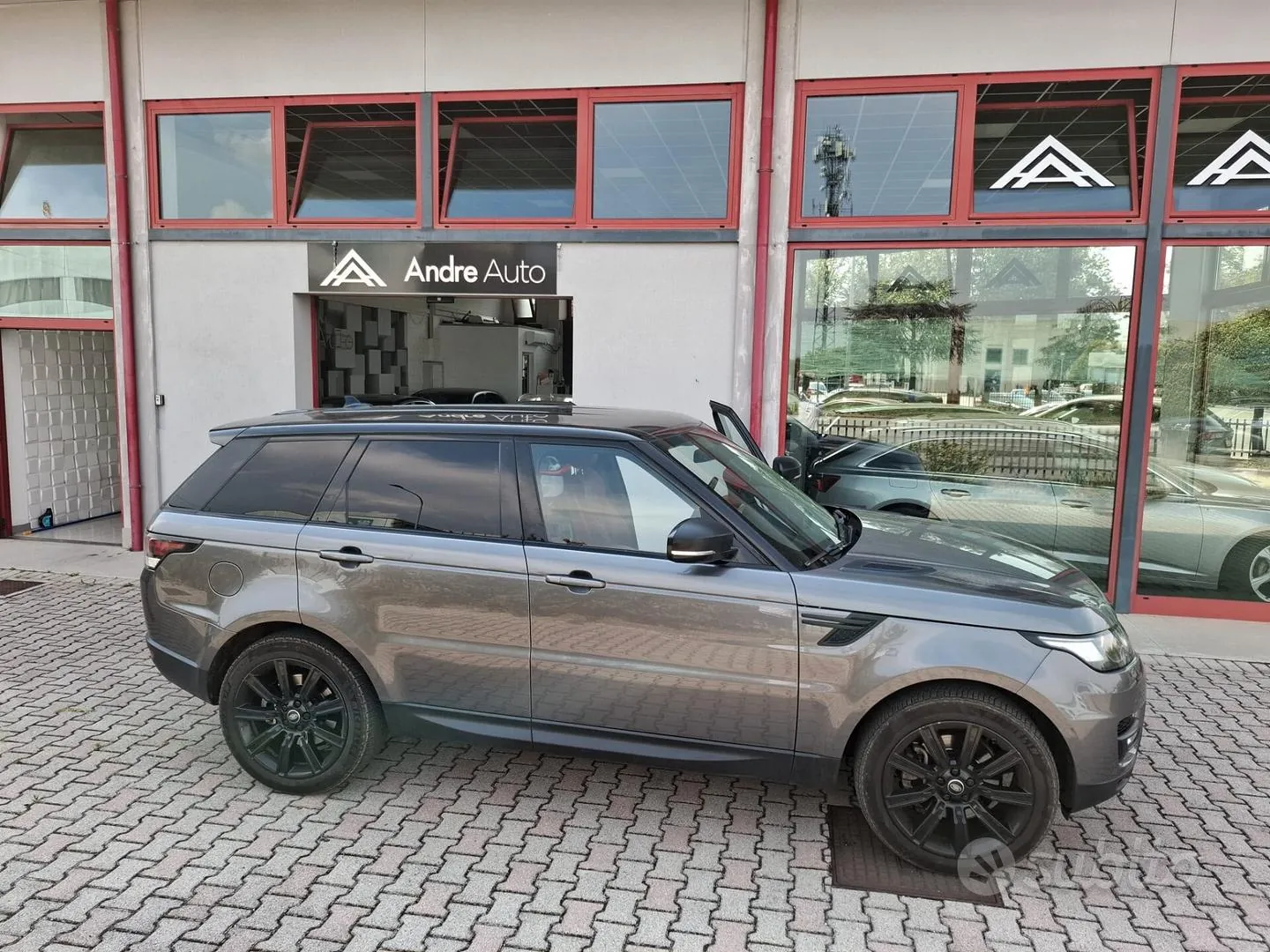 Land Rover Range Rover Sport 2016 photo 5