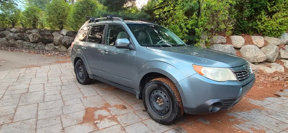 Subaru Forester 2010 photo 4