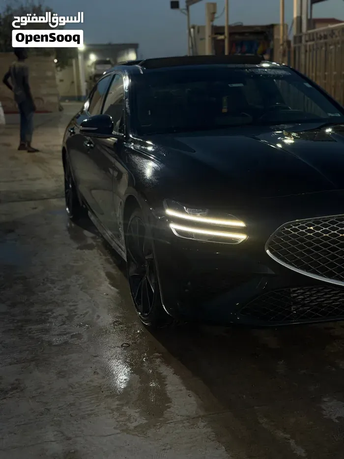 Genesis G70 2022 photo 2
