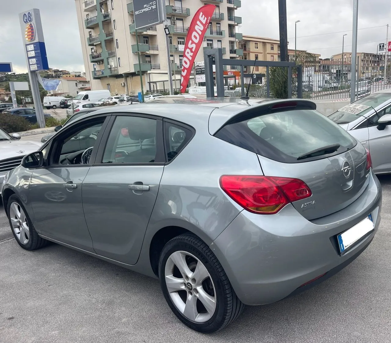 Opel Astra 2011 photo 3