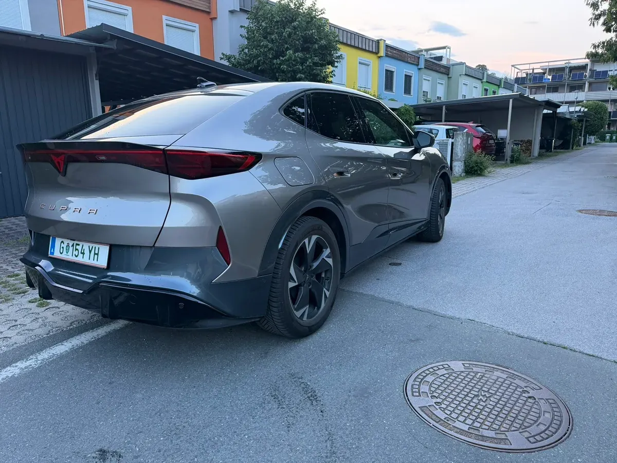 Cupra Tavascan 2025 photo 2