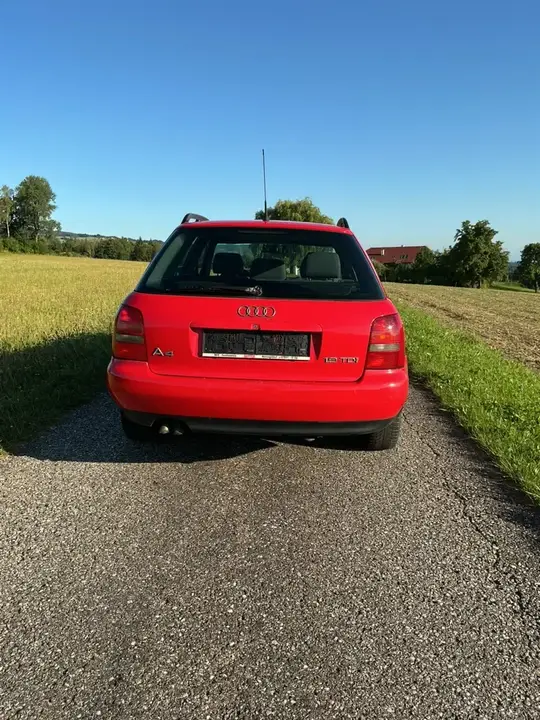 Audi A4 1998 photo 3