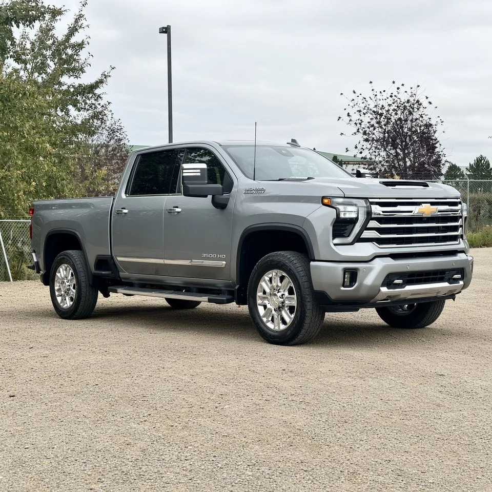 Chevrolet Silverado 3500Hd 2024 photo 3
