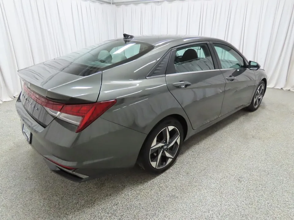 Hyundai Elantra 2021 photo 3