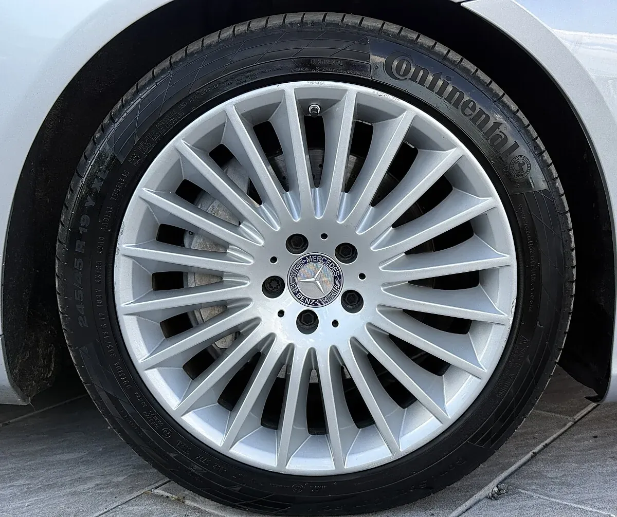 Mercedes-Benz S-Class 2014 photo 2