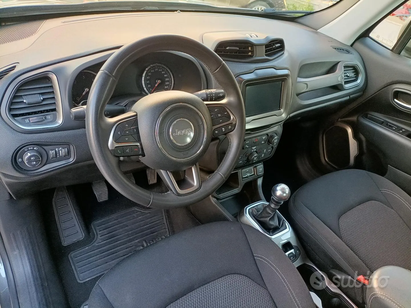Jeep Renegade 2022 photo 5