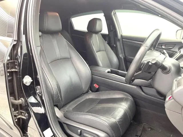 Honda Civic Hatchback 2018 photo 3