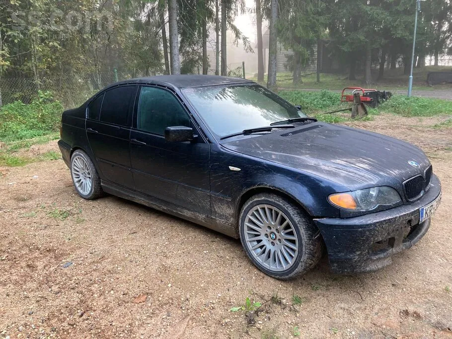 BMW 330 2003 photo 2