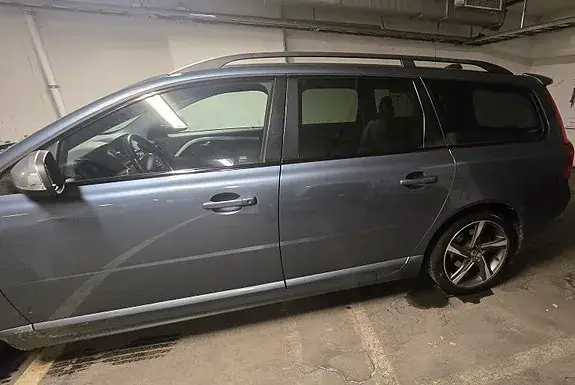 Volvo V70 2013 photo 4