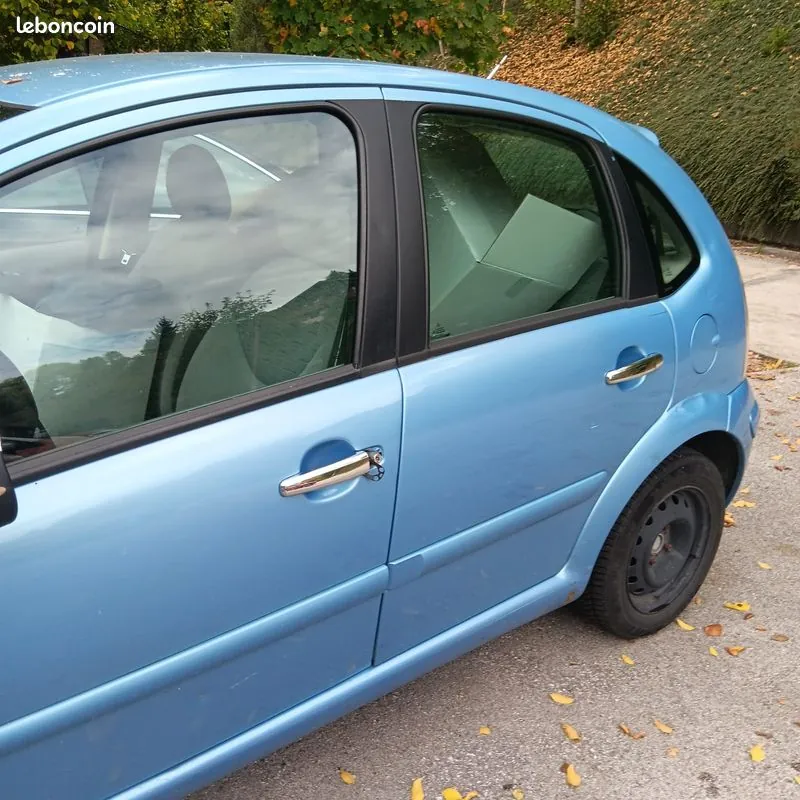 Citroen C3 2005 photo 2