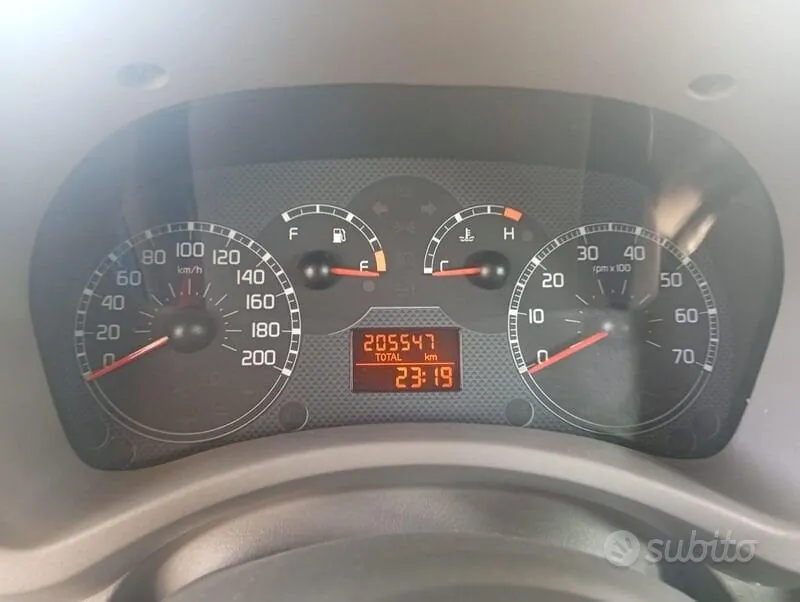 Fiat Panda 2006 photo 2