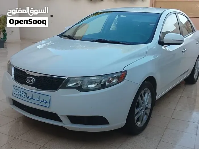 Kia Forte 2012 photo 3