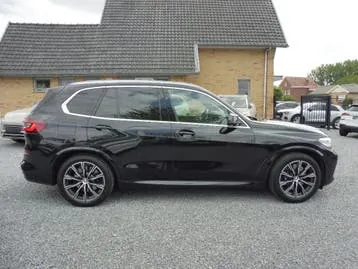 BMW X5 2021 photo 2