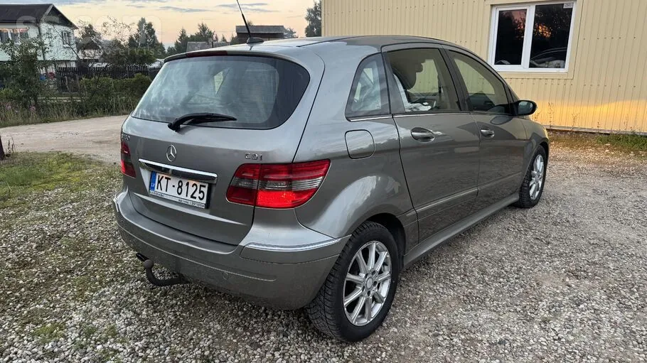 Mercedes-Benz B180 2007 photo 4