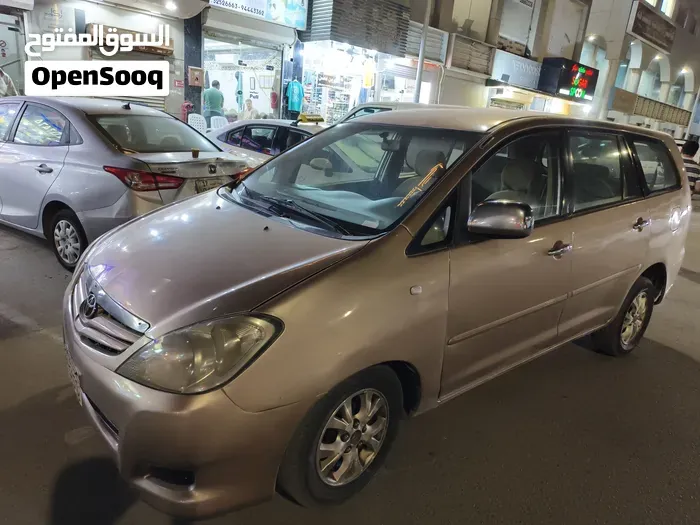 Toyota Innova 2006 photo 2