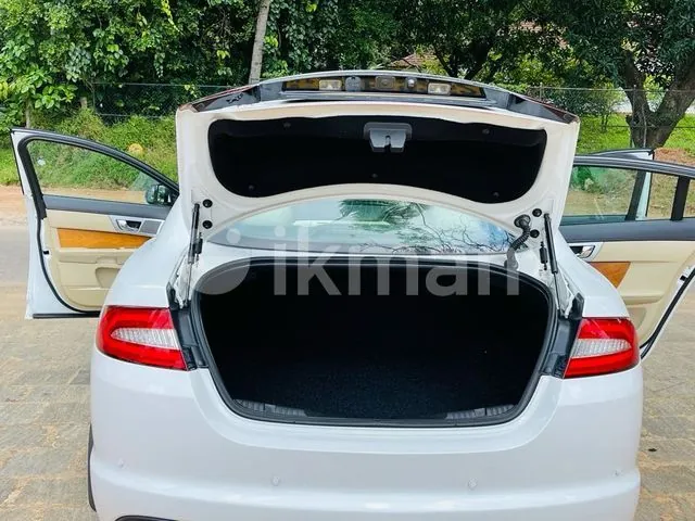 Jaguar Xf 2013 photo 4