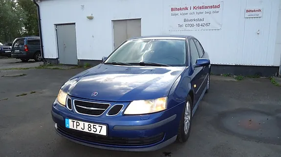 Saab 9-3 2003 photo 2