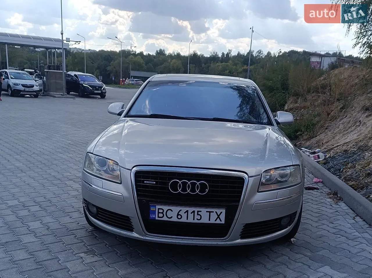 Audi A8 2007 photo 2