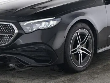 Mercedes-Benz E-Class 2025 photo 3