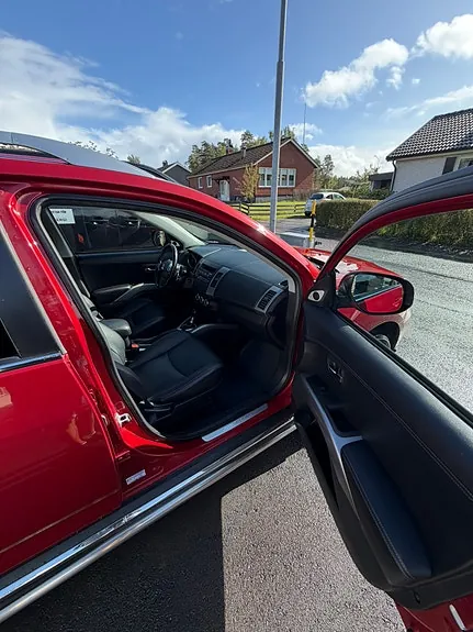 Mitsubishi Outlander 2010 photo 5