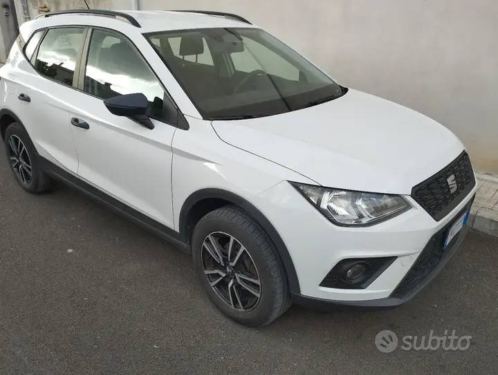Seat Arona 2018 photo 4